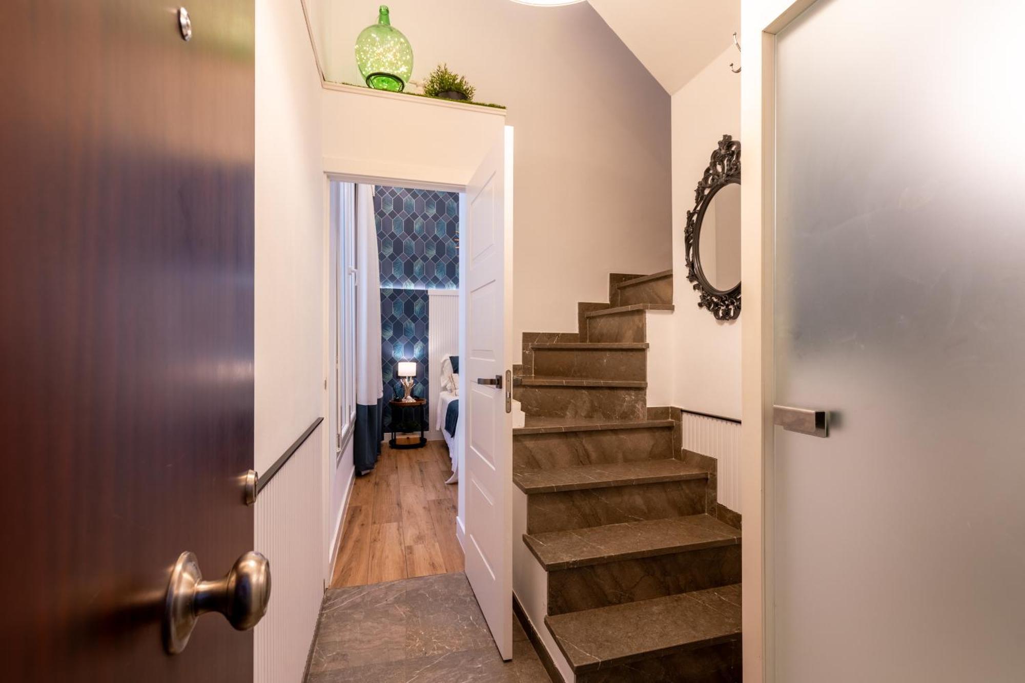 Apartamentos Rg Goyeneta Sevilla Kültér fotó